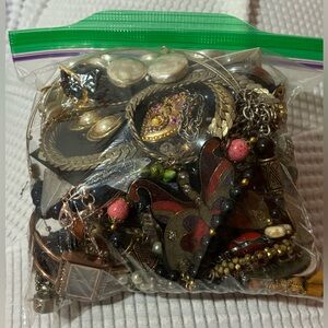 💎💍 𝓜𝔂𝓼𝓽𝓮𝓻𝔂 𝓙𝓮𝔀𝓮𝓵𝓻𝔂 𝓩𝓲𝓹𝓵𝓸𝓬 💍💎